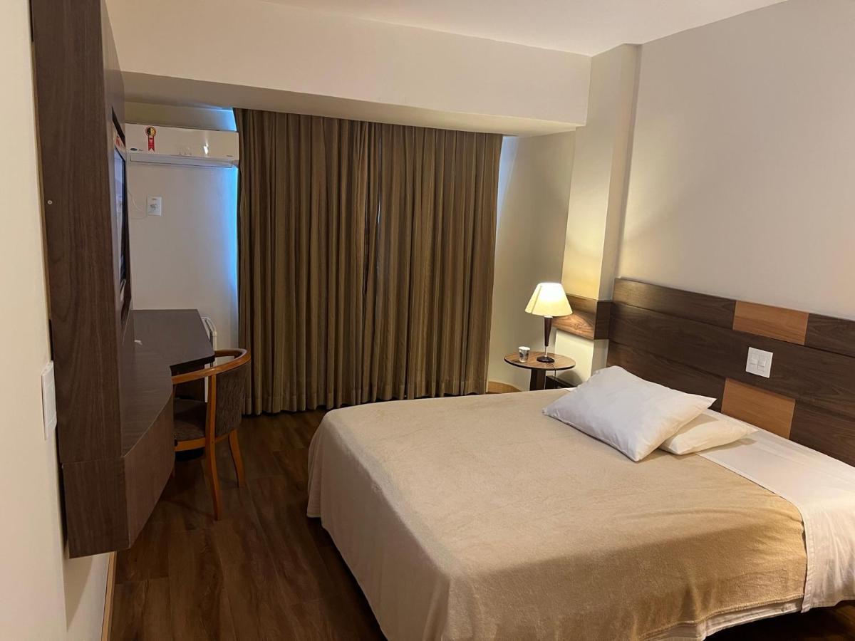 Gran Continental Hotel เตาบาแต ภายนอก รูปภาพ