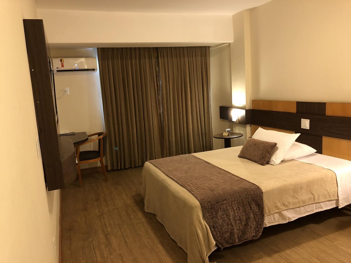 Gran Continental Hotel เตาบาแต ภายนอก รูปภาพ