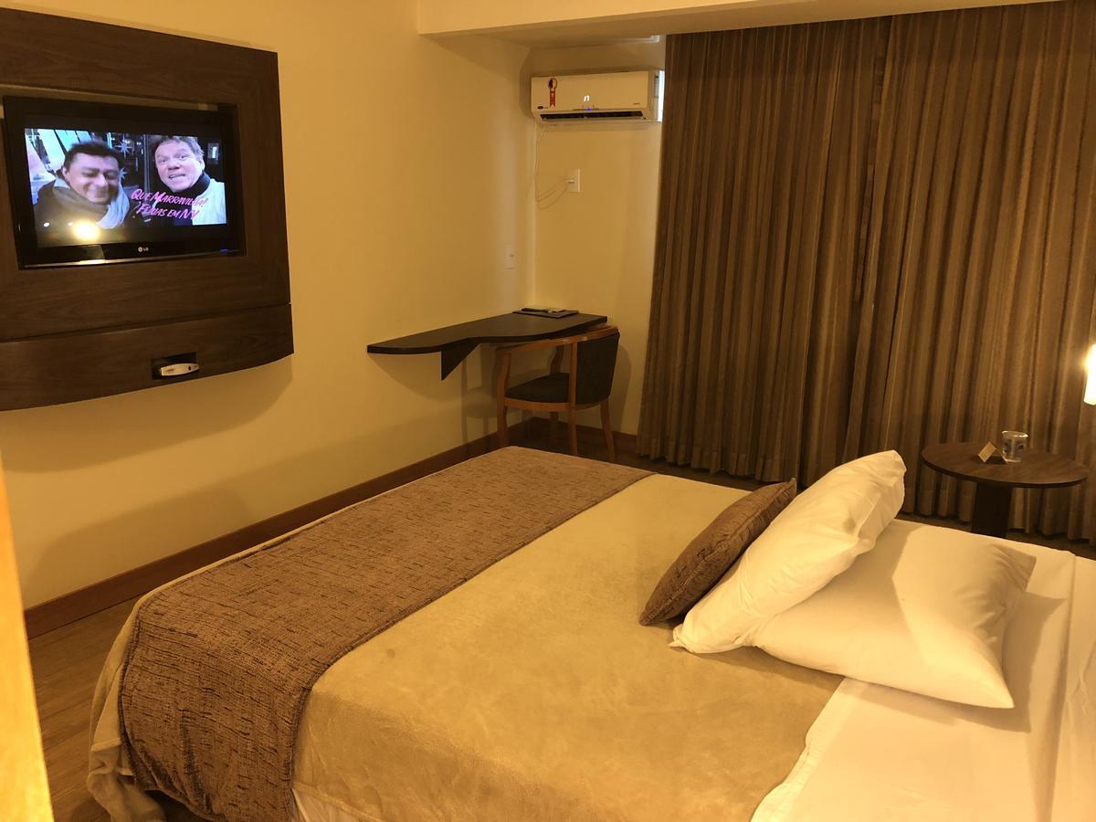Gran Continental Hotel เตาบาแต ภายนอก รูปภาพ
